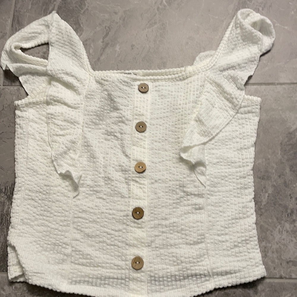 NWT white ruffle sleeved crop top